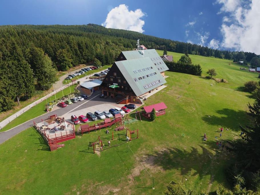 Apartman Zaly Бенецко Экстерьер фото